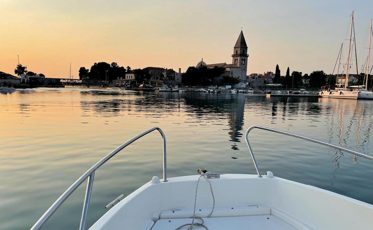 Sirena Osor With Sea View Počitniška hiša
